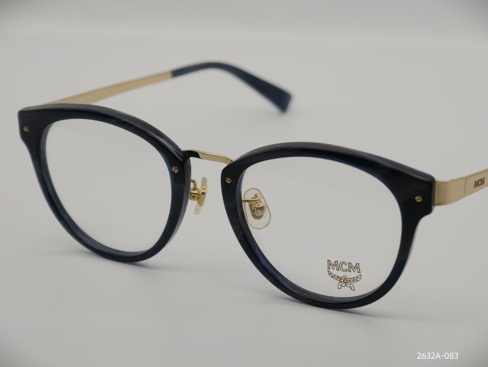 MCM MCM-2632A-083